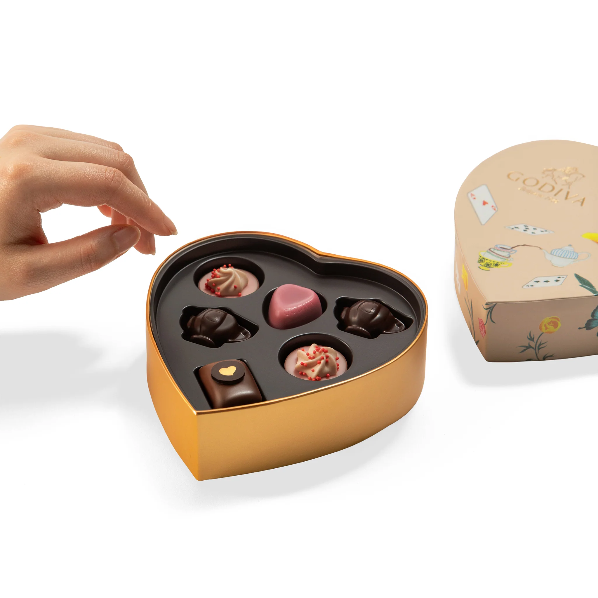 Alice’s Tea Party Selection, 6 Pieces | 61g - Image 4